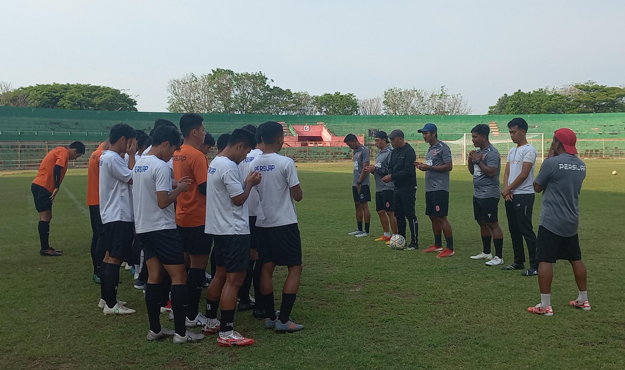 latihan-persijap-jepara-jelang-derby-muria-melawan-persipa-pati.jpg