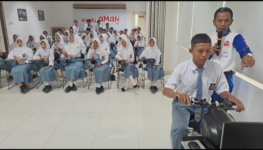 latihan-safety-riding-okkke.jpg