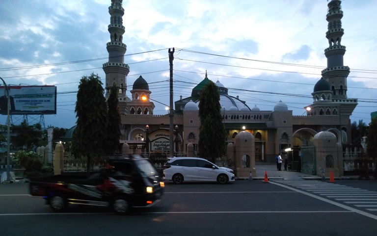 masjid-agung-darussalam-purbalingga_1.jpg
