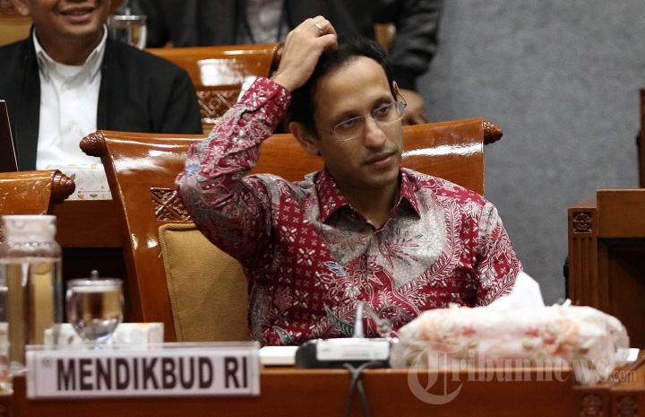 mendikbud-nadiem-anwar-makarim___.jpg
