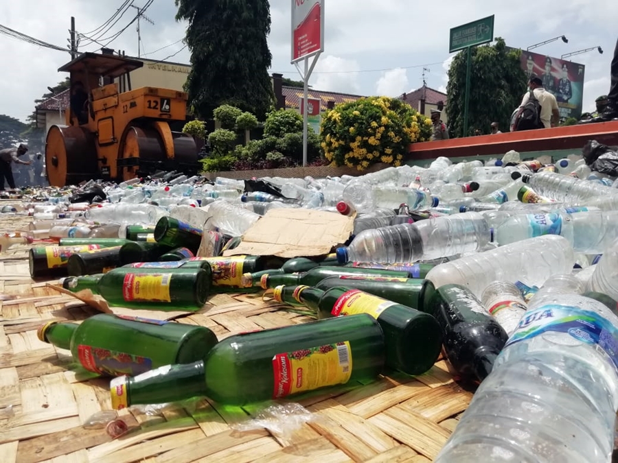 Ribuan Miras Digilas Gunakan Mesin Slender - Hasil Operasi Lilin Candi 2021 Polres Pati