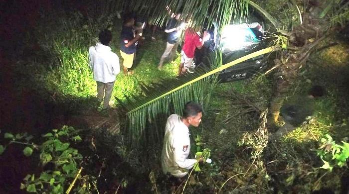 mobil-pikap-masuk-jurang-di-kejobong-purbalingga-rabu-2962022-malam.jpg
