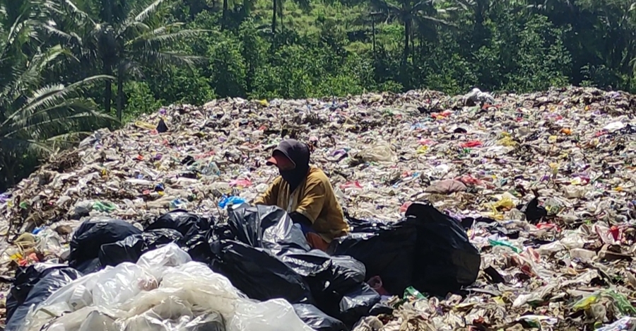 pemulung-tpa-winong-banjarnegara.jpg