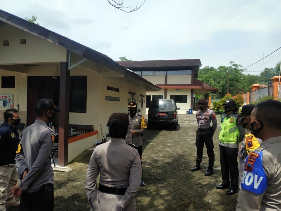 Pelipatan Surat Suara Mulai Dilakukan, Polres Purbalingga Perketat Pengamanan Kantor KPU