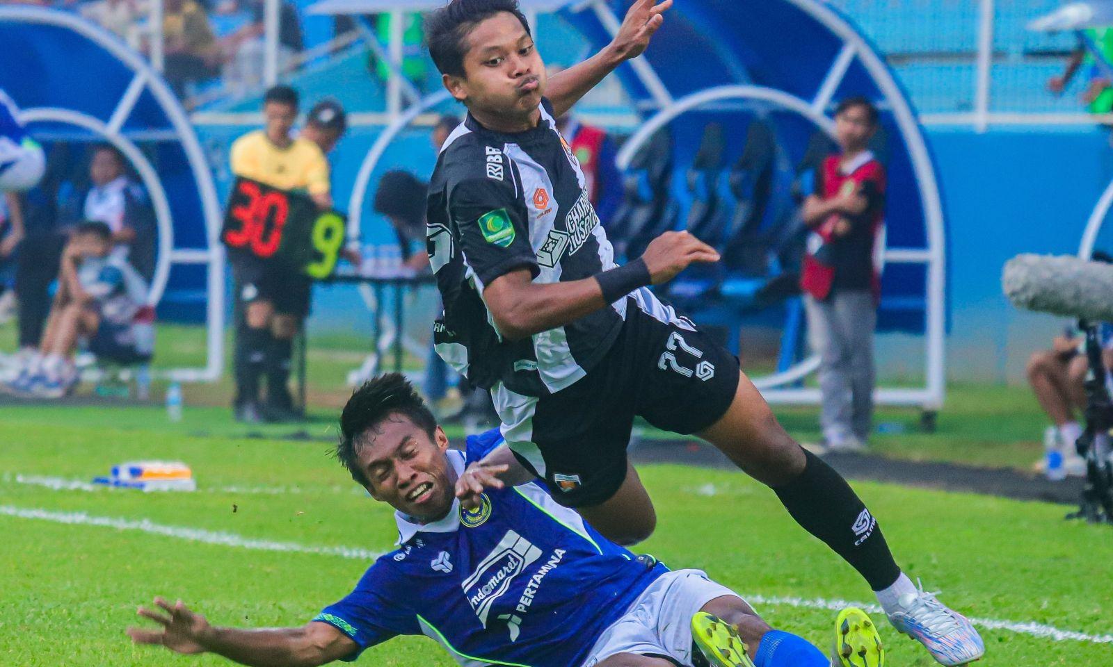 persiku-vs-tornado-kendal.jpg
