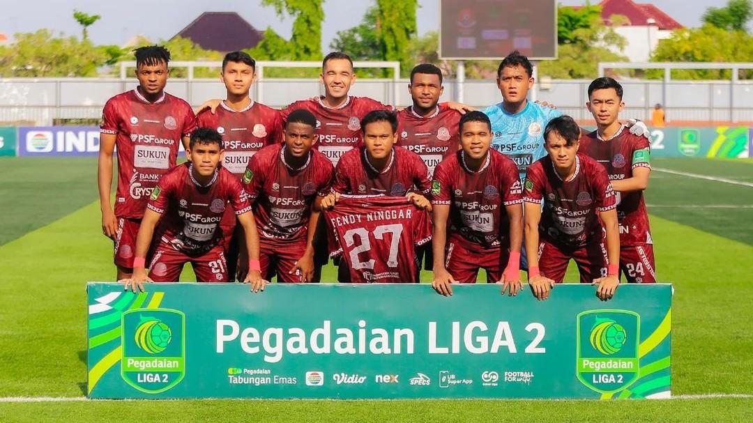 persipa-pati-memakai-jersi-kandang-merah-marun.jpg