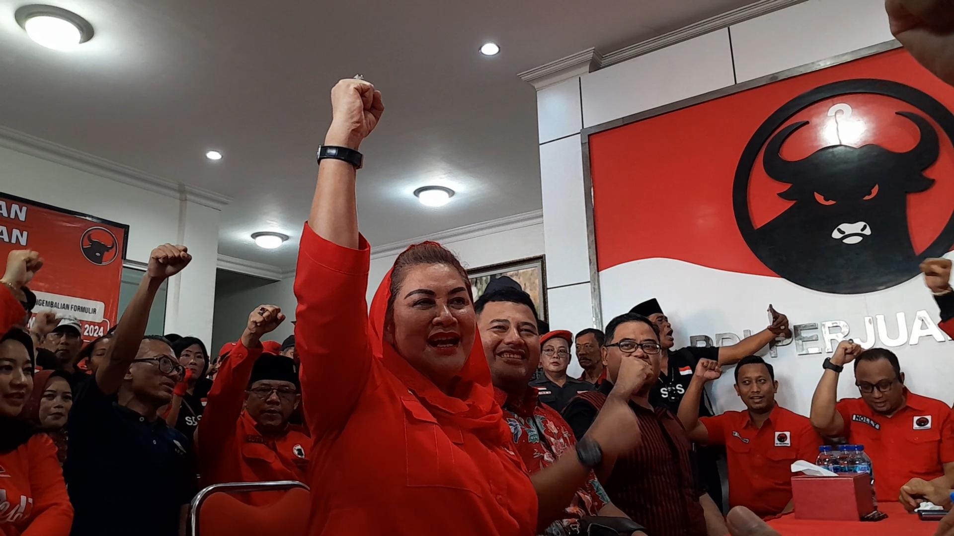 petahana-wali-kota-semarang-hevearita-g-rahayu-mengambil-formulir-pendaftaran-pilwakot.jpg
