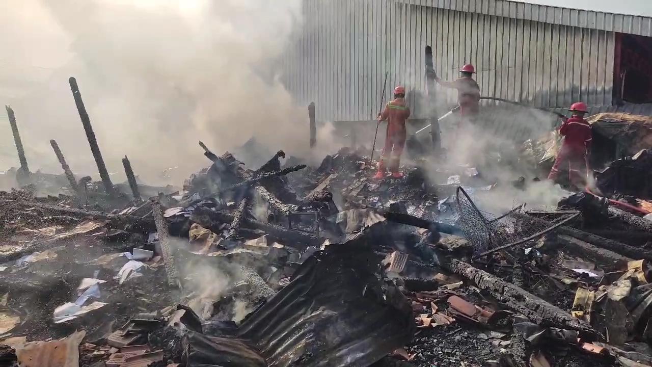 Kebakaran Pasar Induk Cepu Blora Bikin 11 Pedagang Nganggur Sementara, Polisi Masih Cari Sumber Api