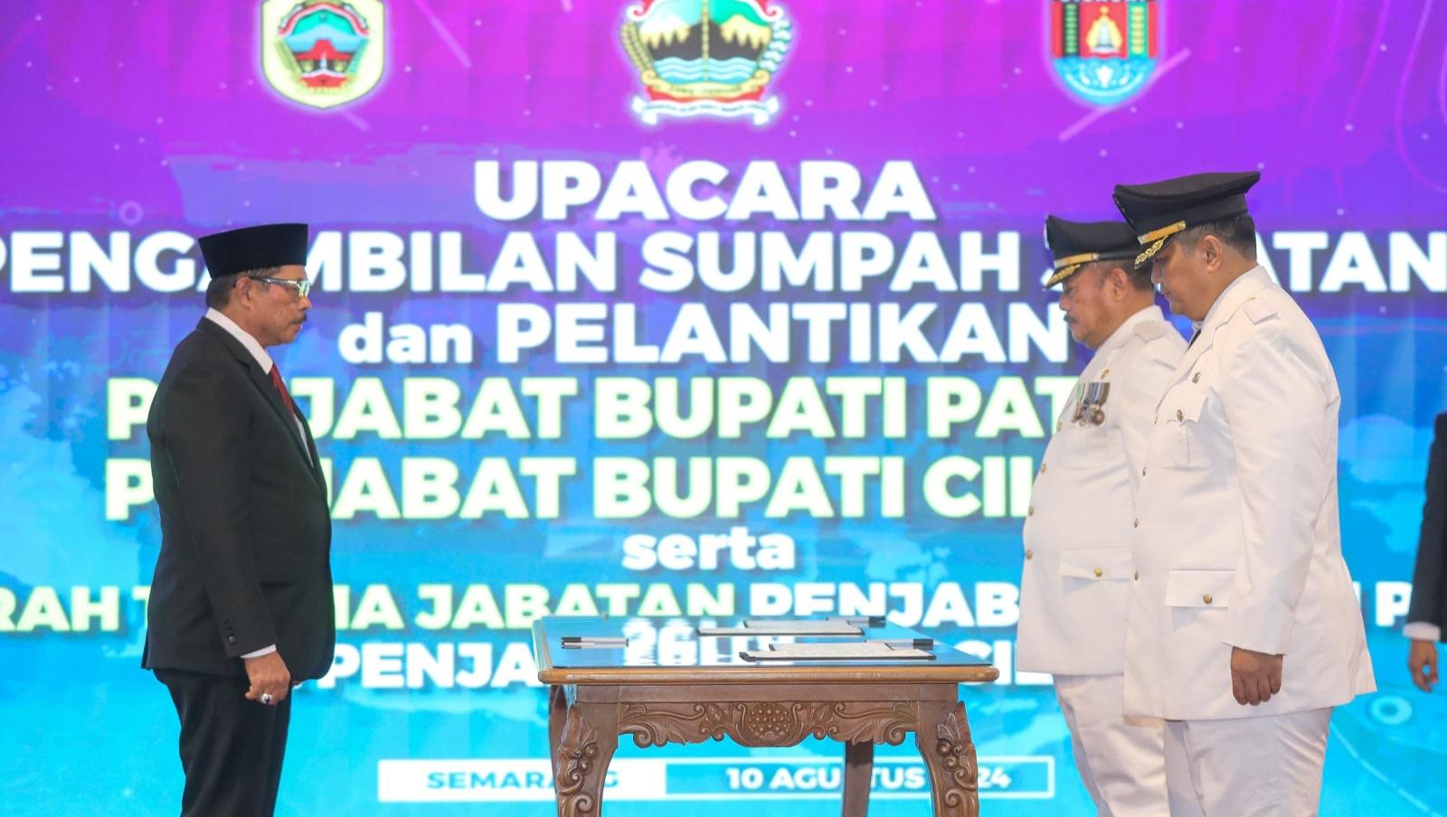 pj-gubernur-lantik-pj-bupati-cilacap-dan-pati.jpg