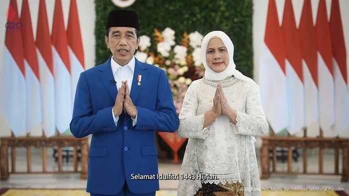 presiden-jokowi-dan-ibu-negara-iriana-jokowi-ucapkan-selamat-hari-raya-idulfitri.jpg