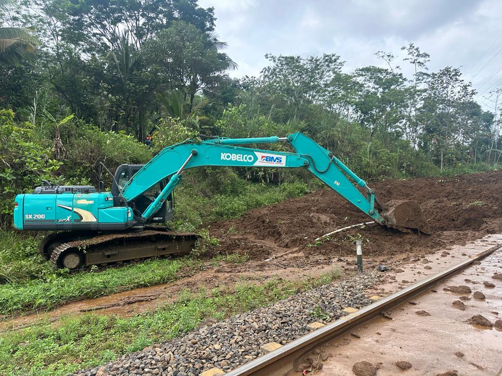 UPDATE 16 Perjalanan Kereta Api Terdampak Longsor Banyumas