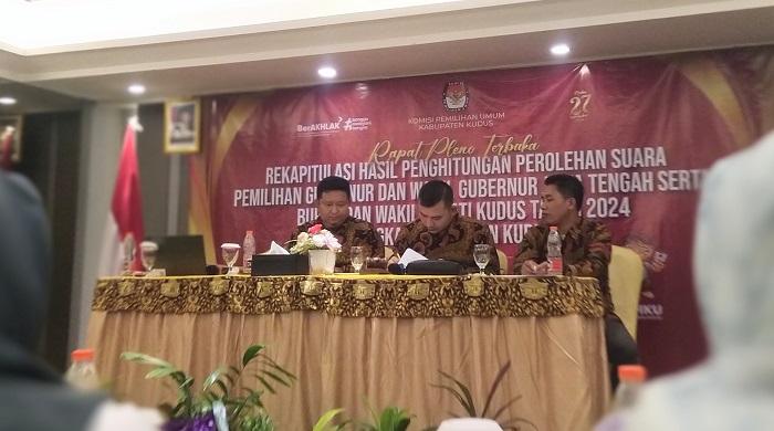 rapat-pleno-hasil-pilkada-kudus-2024-rabu-4122024.jpg
