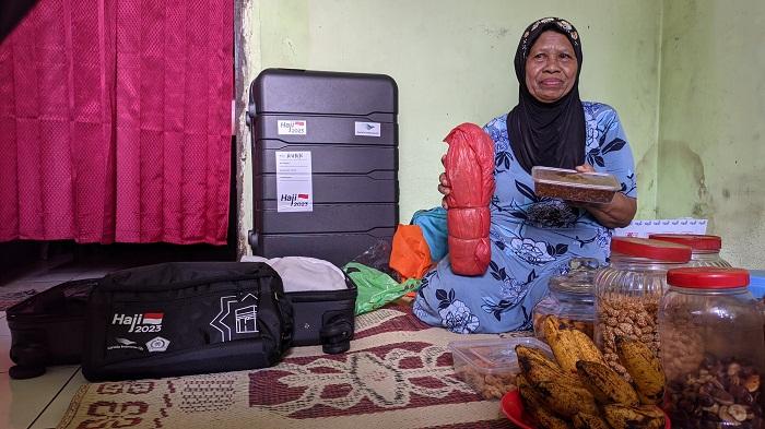 Rubiah Jadi Jemaah Calon Haji Tertua 2023 di Kudus: Bawa Sambal Pecel untuk Obati Kangen Rumah