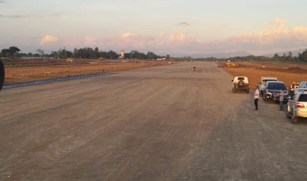 Pengerjaan Runway dan Taxiway Bandara JB Soedirman Capai 80 Persen, Oktober 2020 Target Rampung