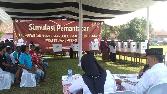 simulasi-pemungutan-suara-di-cilacap-senin-2912024.jpg