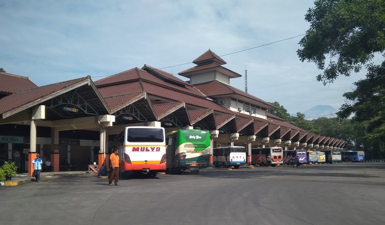 terminal-bus-bulupitu-purwokerto.jpg