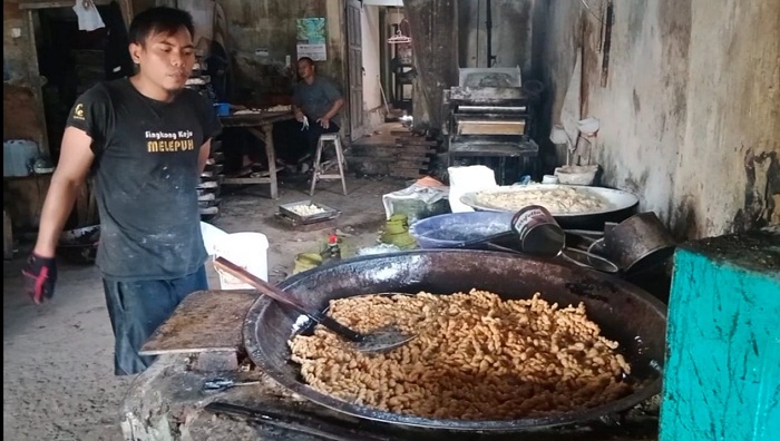 Pelaku UMKM Makanan di Banyumas Menjerit, Minyak Goreng Murah Langka. Berharap Harga Kembali Stabil