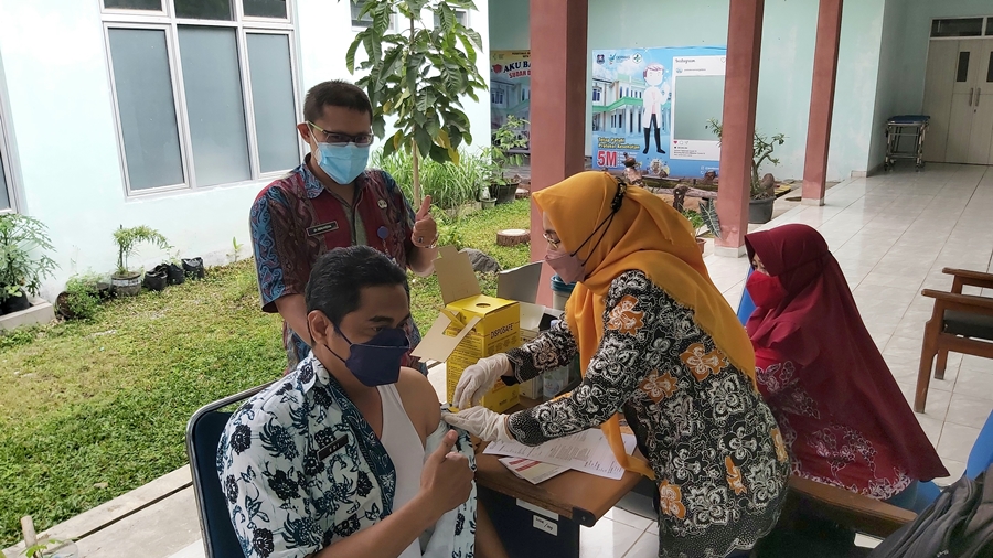 vaksinasi-booster-sumurpanggang-kota-tegal.jpg