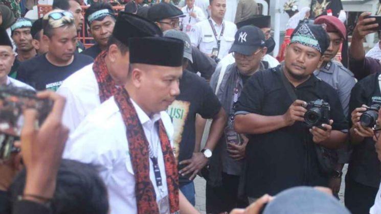 vicky-prasetyo-mendaftar-sebagai-bakal-calon-bupati-pemalang-diusung-pkb.jpg