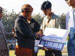02052025-gubernur-jateng-ahmad-luthfi-beri-beasiswa-anak-tidak-sekolah-hardiknas-banyumas.jpg
