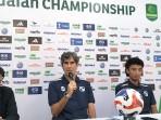 03102025-pelatih-barito-putera-steano-cugurra-jelang-laga-kontra-psis.jpg