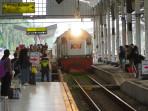 03102025-suasana-peron-stasiun-purwokerto-banyumas.jpg