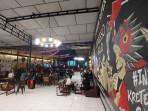 06082025-suasana-nobar-di-cafe-ora-umum-purwokerto-banyumas.jpg