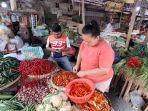 09052025-pedagang-cabai-pasar-karangayu-semarang.jpg