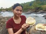12102025-durian-pedawang-pekalongan.jpg