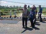 13032025-gubernur-jateng-ahmad-luthfi-tinjau-perbaikan-jalan-provinsi-di-cilacap.jpg
