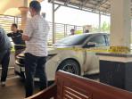 Rumah Kades Hoho Alkaf Diteror OTK, Mobil Terbakar hingga Polisi Temukan Kain dan Kayu