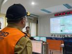 26102025-pusdalops-bpbd-cilacap-pantau-alat-deteksi-dini-tsunami-cilacap.jpg