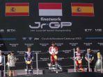 Cetak-Sejarah-Pebalap-Astra-Honda-Fadillah-Arbi-Kibarkan-Merah-Putih-dari-Podium-Tertinggi-vdcsx4.jpg