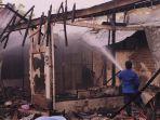 Warung Samping Makam Sunan Makdum Pati Terbakar Saat Ditinggal Pengajian