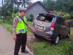 MINIBUS-TERPEROSOK-JURANG.jpg
