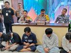PEMBACOK-OKE-DITANGKAP.jpg