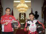 Pebalap-binaan-Astra-Honda-Veda-Ega-Pratama-bersama-Presiden-Republik-Indonesia_1.jpg