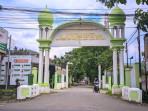Pintu-masuk-ponpes-Lirboyo.jpg