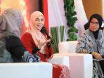 Siti-Atikoh-Ganjar-saat-Talkshow-Biasa-Bincang-Asik-Dekranasda.jpg
