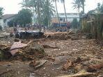 banjir-bandang-di-cibuntu-cicurug-sukabumi-senin-2192020.jpg