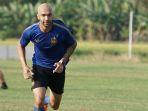 bruno-silva-saat-berlatih-bersama-psis-semarang-selasa-2192021.jpg