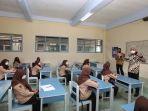 ganjar-melakukan-sidak-di-smkn-1-tengaran-kabupaten-semarang-jumat-2492021.jpg