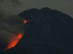 gunung-semeru-memuntahkan-guguran-lava-pijar.jpg