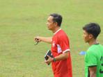 kahudi-pimpin-latihan-psis.jpg