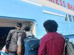 kapal-cepat-bahari-express-di-pelabuhan-jepara-karimunjawa.jpg
