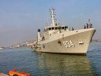 kapal-tempur-kri-spica-milik-tni-al-bersandar-di-tanjung-emas-semarang-selasa-282022.jpg