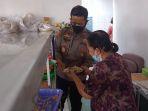kapolsek-sidorejo-iptu-tri-widaryanto-di-warung-makan-tetangga-jumat-2782021.jpg