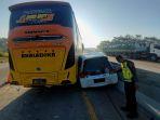 Kecelakaan Beruntun di Tol Batang, Brio Tergencet Bus Pariwisata, 1 Tewas 2 Korban Luka-luka