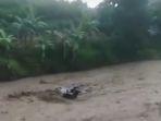 Viral, Mobil Pikap Hanyut Terbawa Arus Sungai Kalibela Batang. BPBD: Biasa Mengangkut Pasir