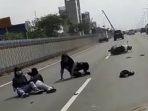pemotor-masuk-tol-jakarta-cikampek-pada-minggu-3082020.jpg